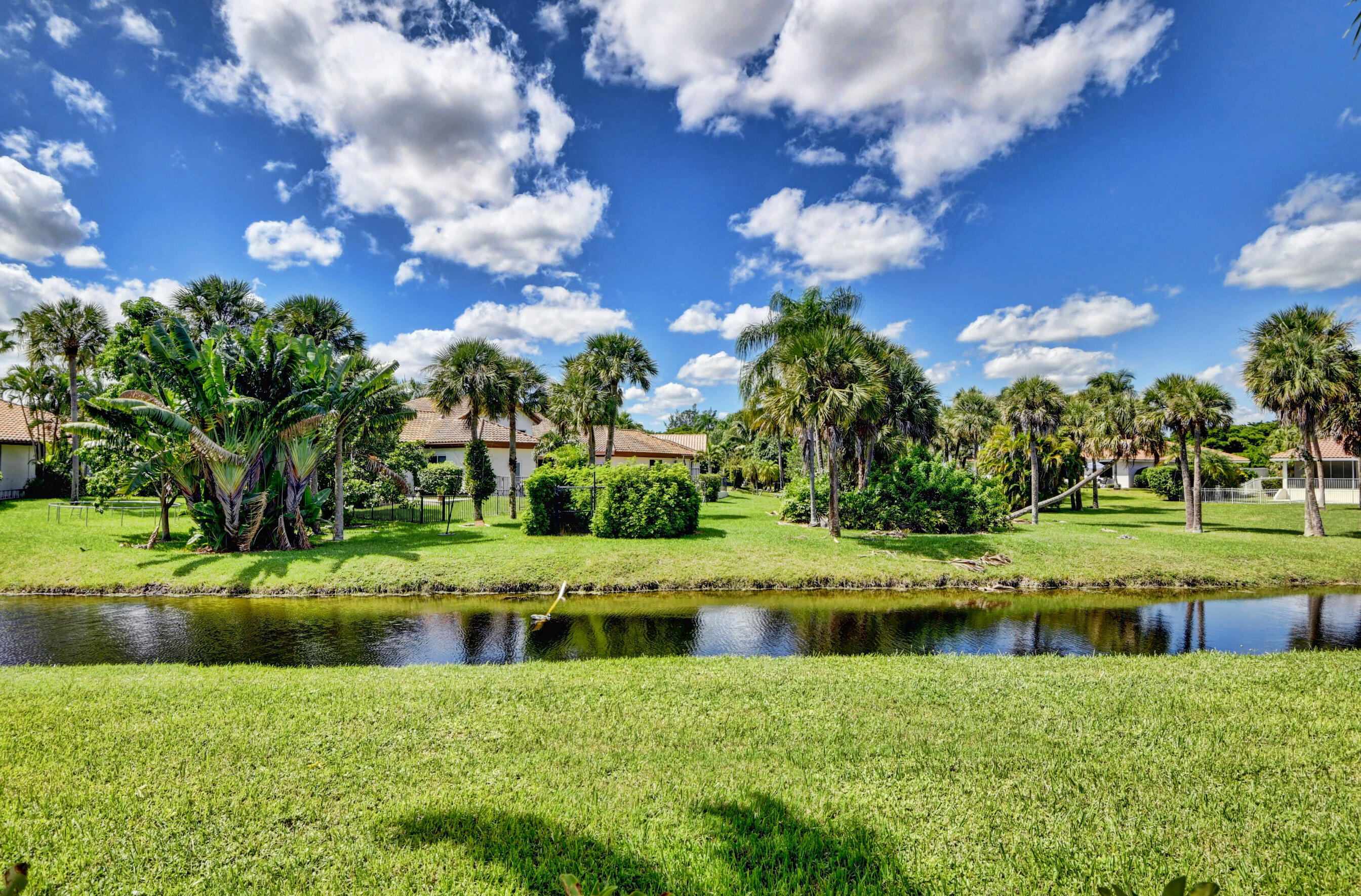 1061 Southwest 21st Avenue Boca Raton, FL 33486 - Photo 3 of 71 25_dsc_9216_17_18_19_20