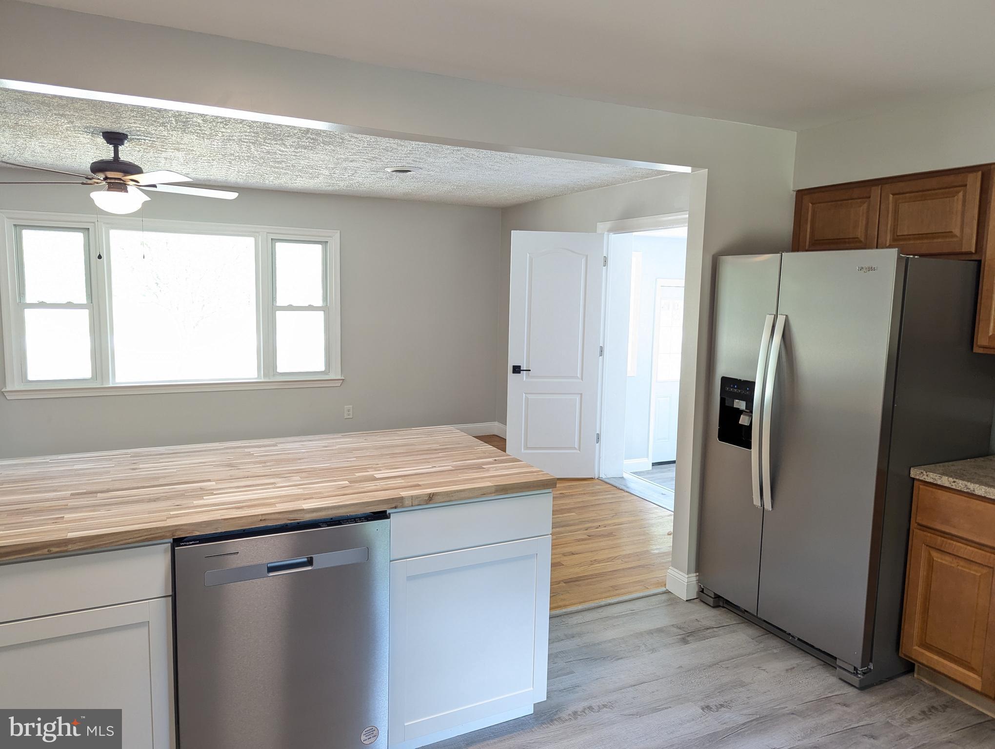 31405 Point Lookout Road Mechanicsville, MD 20659 - Photo 3 of 43 Gallery Image 3
