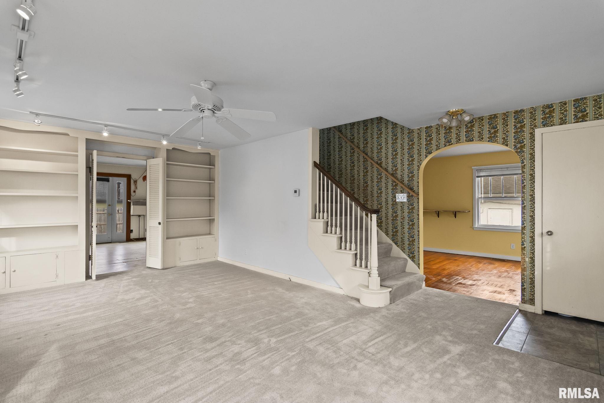 1315 West Ash Street Springfield, IL 62704 - Photo 2 of 36