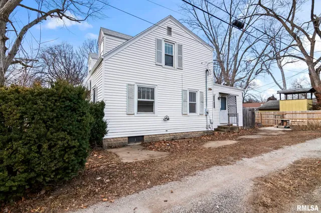 $95,000 | 1315 West Ash Street, Springfield, IL 62704