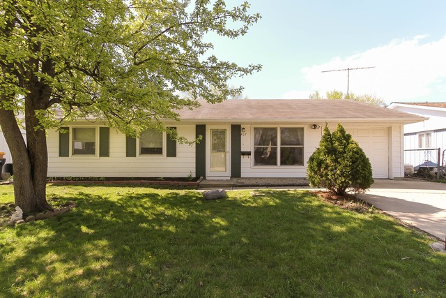 407 Audubon Road Streamwood, IL 60107 - Photo 1 of 20