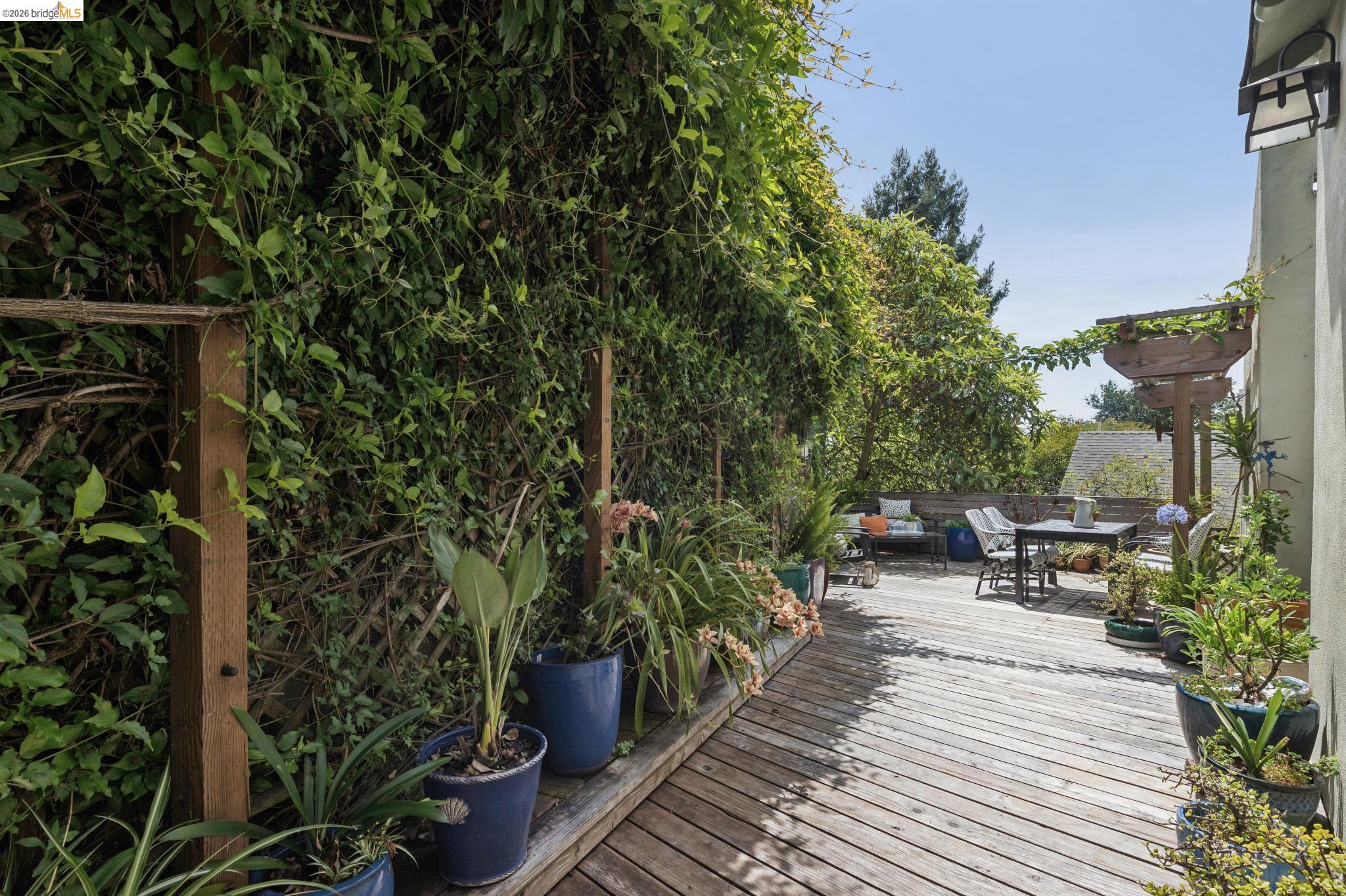 2370 Marin Avenue Berkeley, CA 94708 - Photo 18 of 44