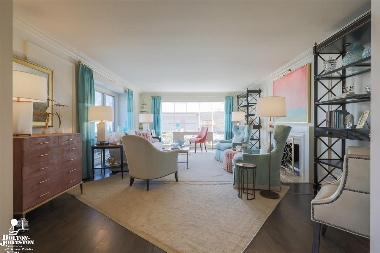 9 Stratton Place Grosse Pointe Shores, MI 48236 - Photo 9 of 68