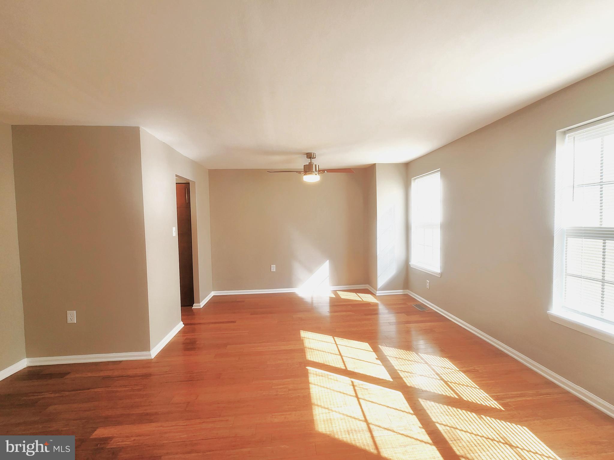 9139 September Lane Silver Spring, MD 20901 - Photo 10 of 23 Interior