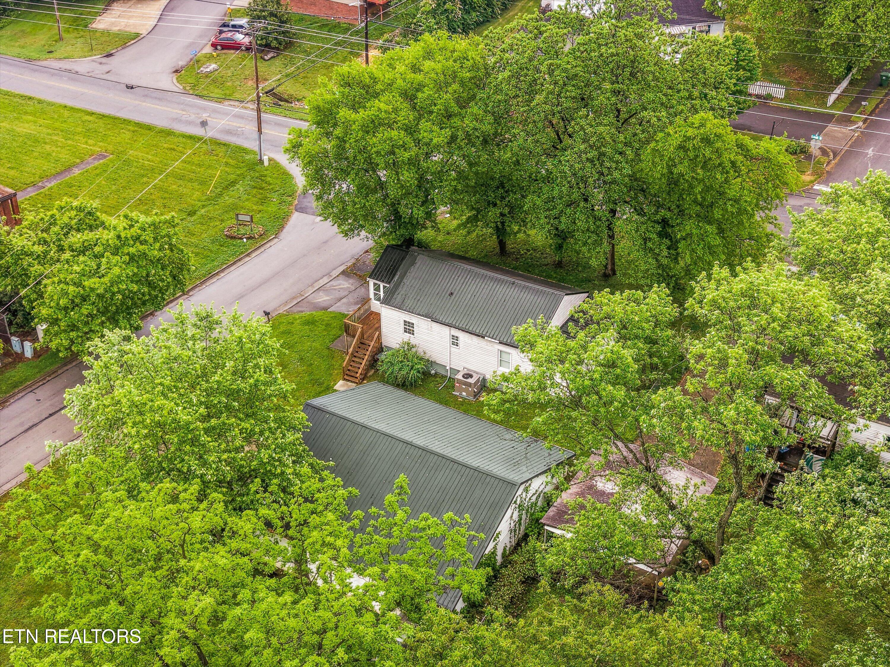 835 East Lincoln Road Alcoa, TN 37701 - Photo 42 of 45 43-835 E Lincoln Rd45