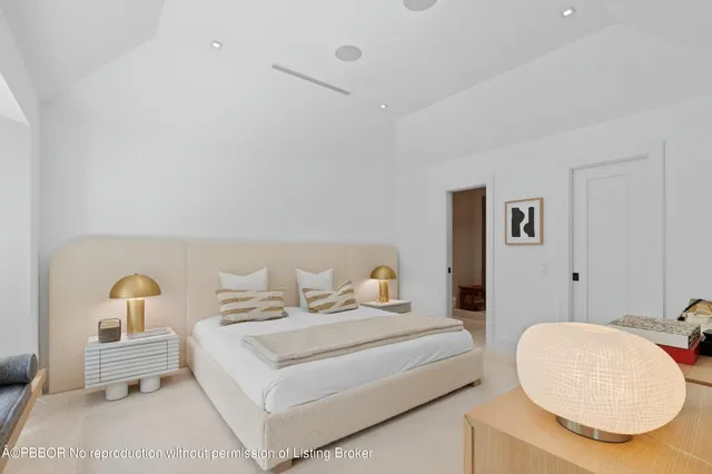 $40,000 | 365 Hibiscus Avenue, Palm Beach, FL 33480