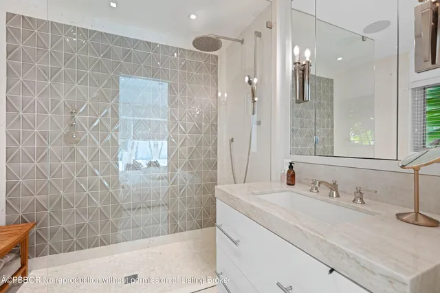 $40,000 | 365 Hibiscus Avenue, Palm Beach, FL 33480