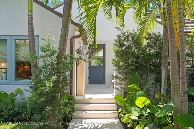 $40,000 | 365 Hibiscus Avenue, Palm Beach, FL 33480