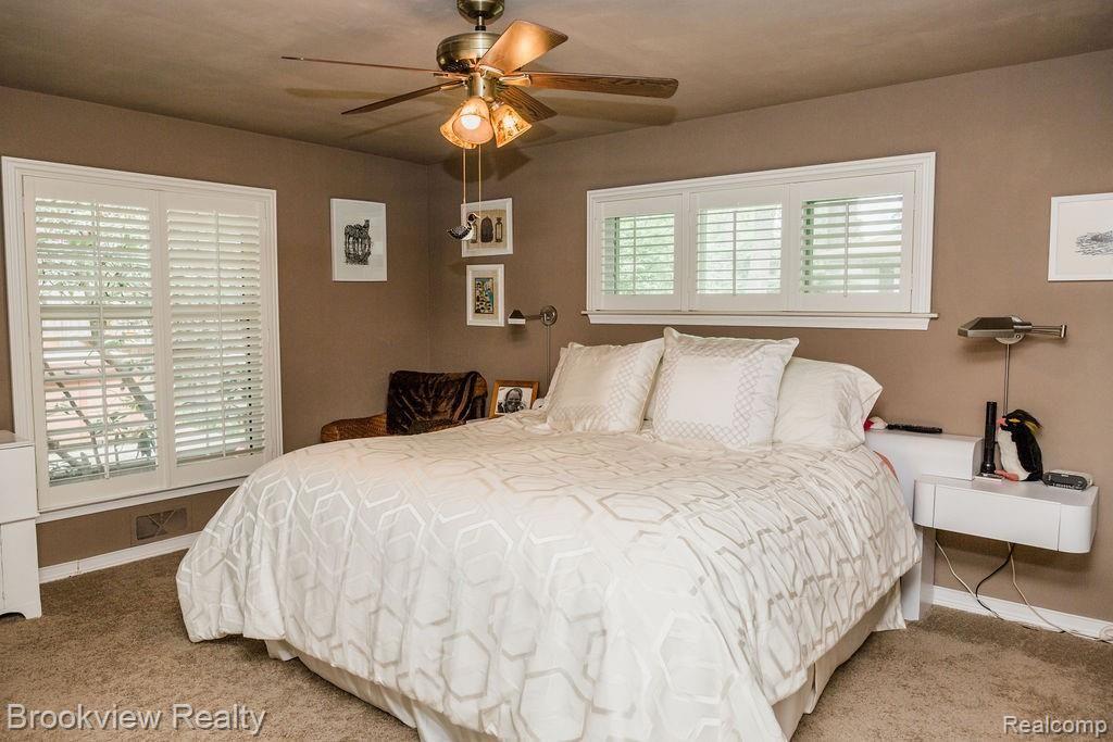 2942 Hillendale Drive Rochester Hills, MI 48309 - Photo 16 of 30
