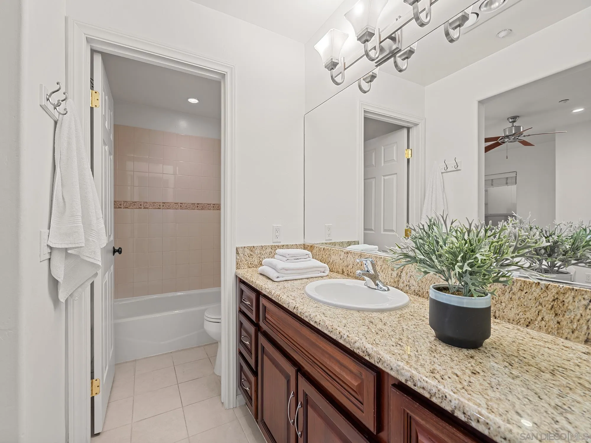 2265 Manchester Avenue Cardiff, CA 92007 - Photo 19 of 43