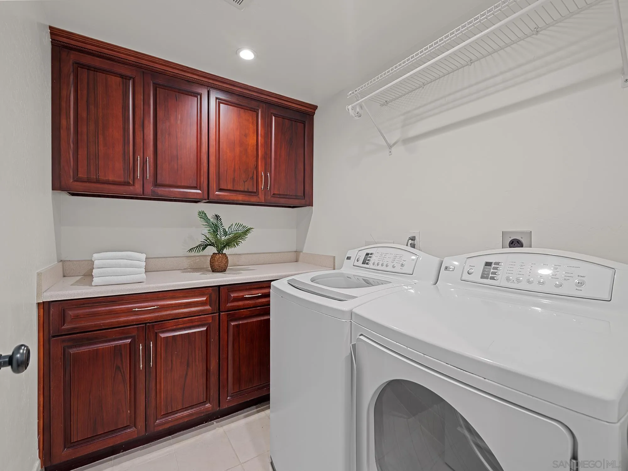 2265 Manchester Avenue Cardiff, CA 92007 - Photo 26 of 43