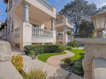 $2,199,000 | 2265 Manchester Avenue, Cardiff, CA 92007