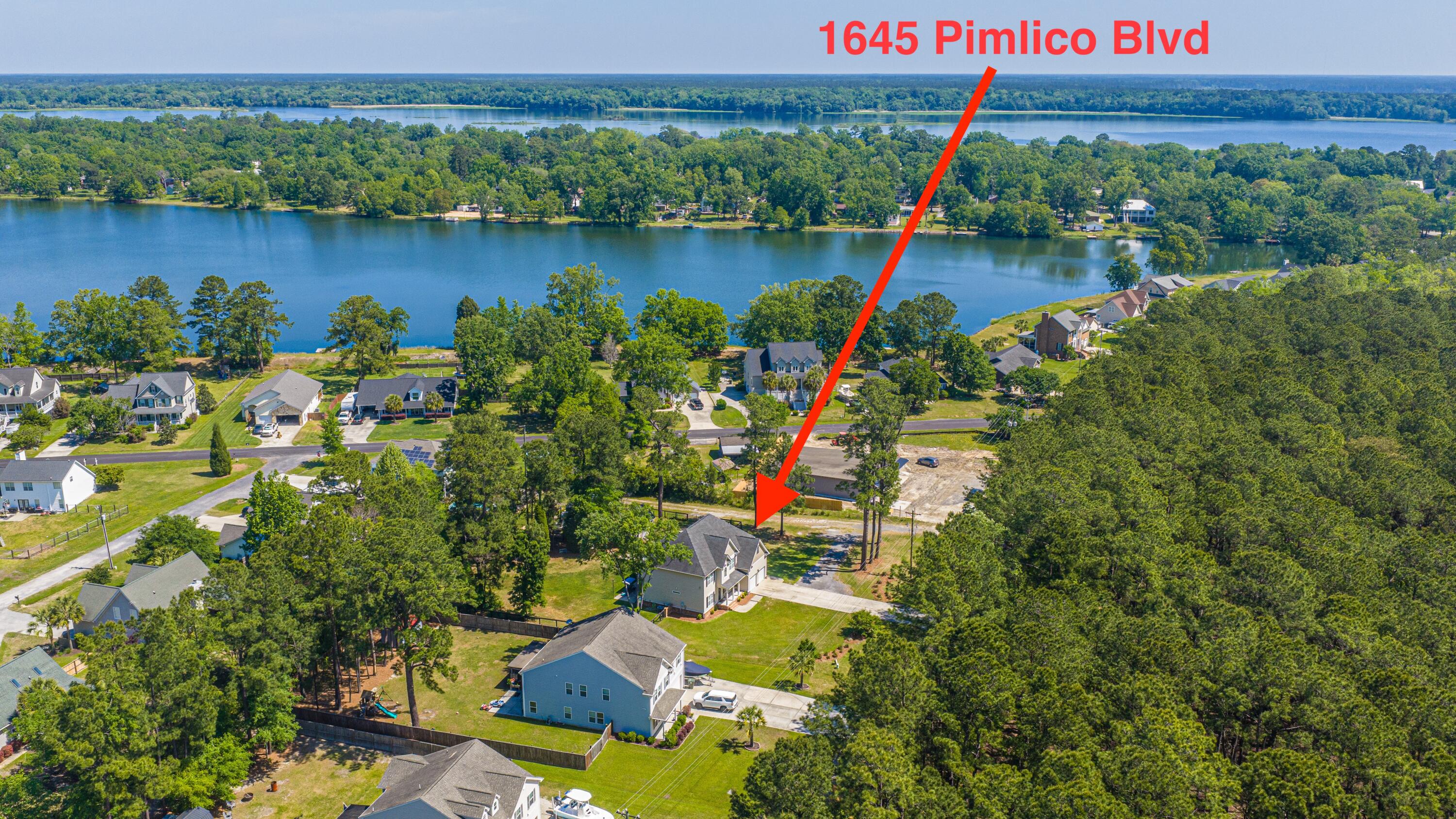 1645 Pimlico Boulevard Moncks Corner, SC 29461 - Photo 4 of 36 1645PimlicoBlvd095
