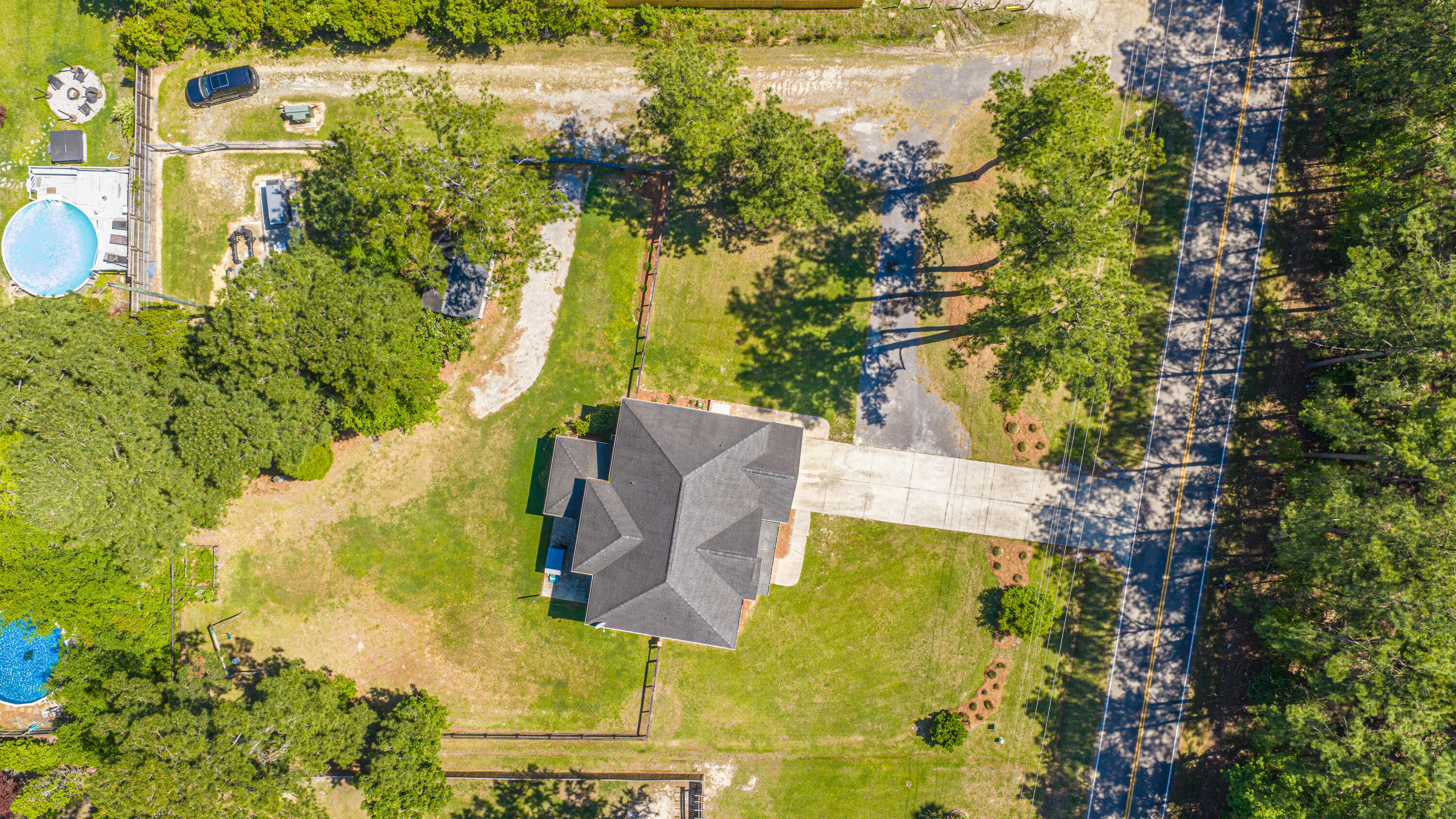 1645 Pimlico Boulevard Moncks Corner, SC 29461 - Photo 5 of 36 1645PimlicoBlvd098
