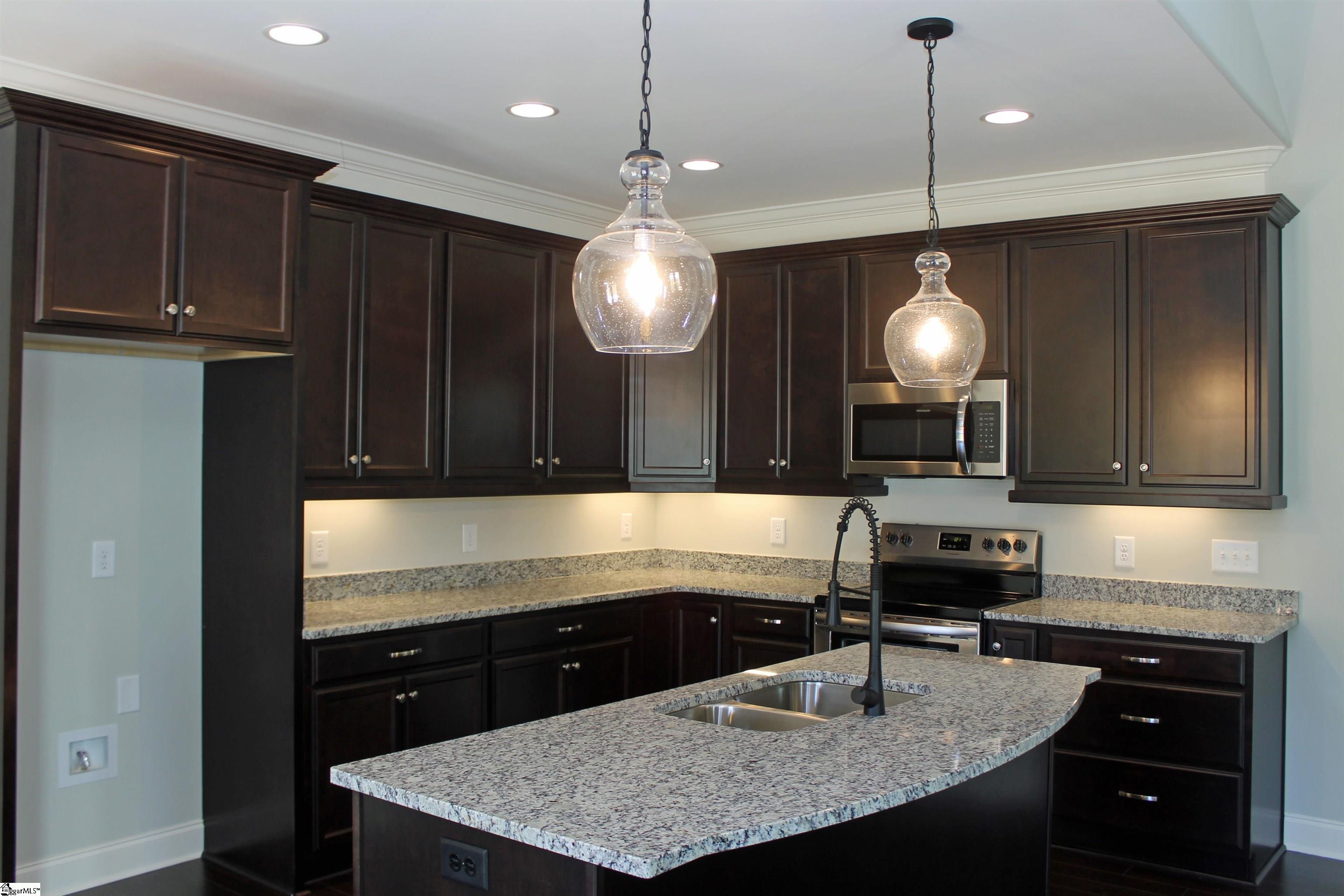 307 Palmetto Road Pelzer, SC 29669 - Photo 9 of 31 Gallery Image 9