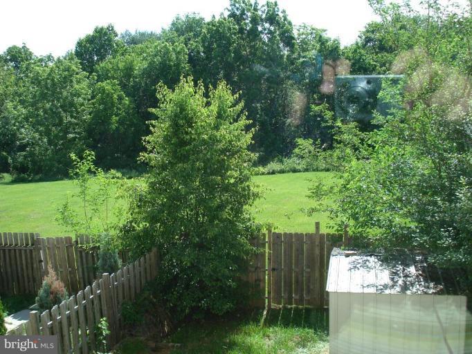 8912 Centerway Road Gaithersburg, MD 20879 - Photo 11 of 11 Back yard