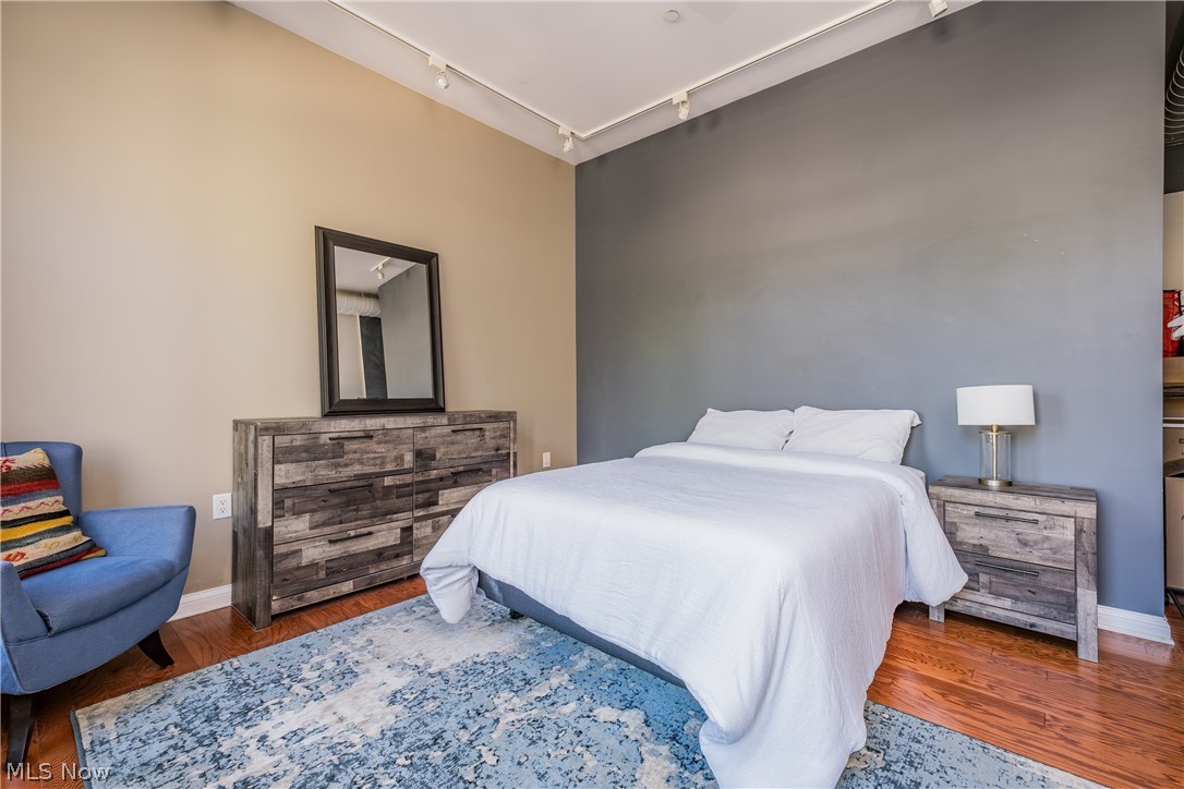 2079 Random Road, Unit 209 Cleveland, OH 44106 - Photo 15 of 32 Gallery Image 15