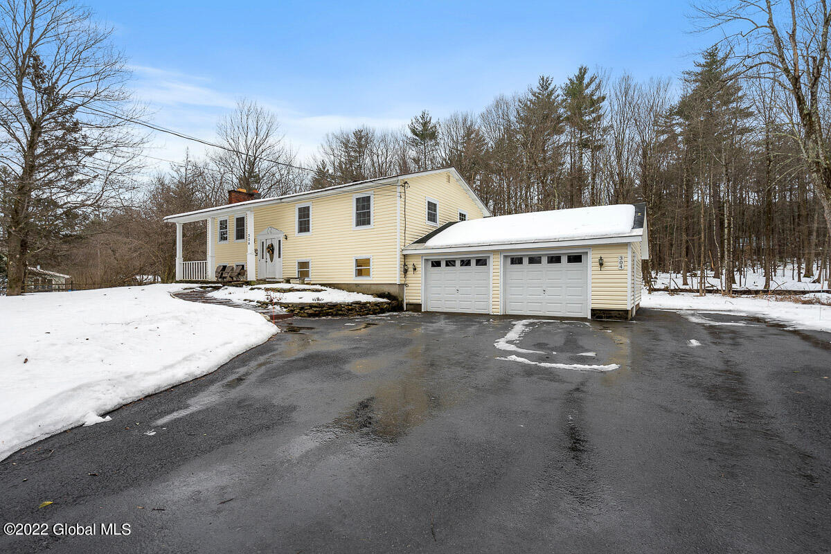 304 Middle Grove Road Middle Grove, NY 12850 - Photo 1 of 51 304 Middle Grove Road Middle Grove NY 01