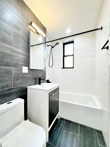 $508,000 | 32-86 33rd Street, Unit F8 | Astoria