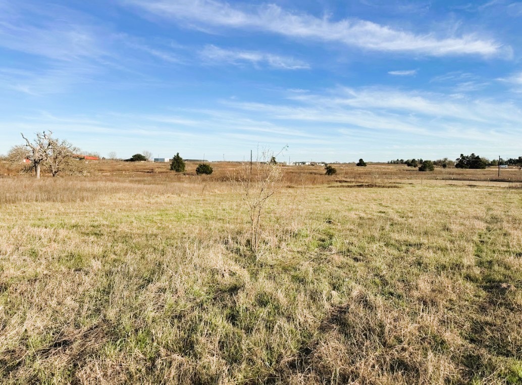 3902 County Road 270 Cameron, TX 76520 - Photo 19 of 36 a view of an ocean