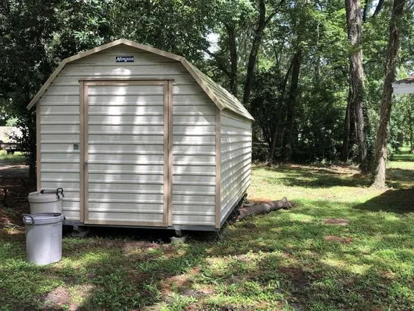 $1,999 | 3515 Elm Drive, Dickinson, TX 77539