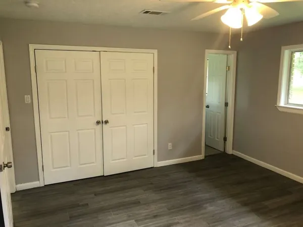 $1,999 | 3515 Elm Drive, Dickinson, TX 77539
