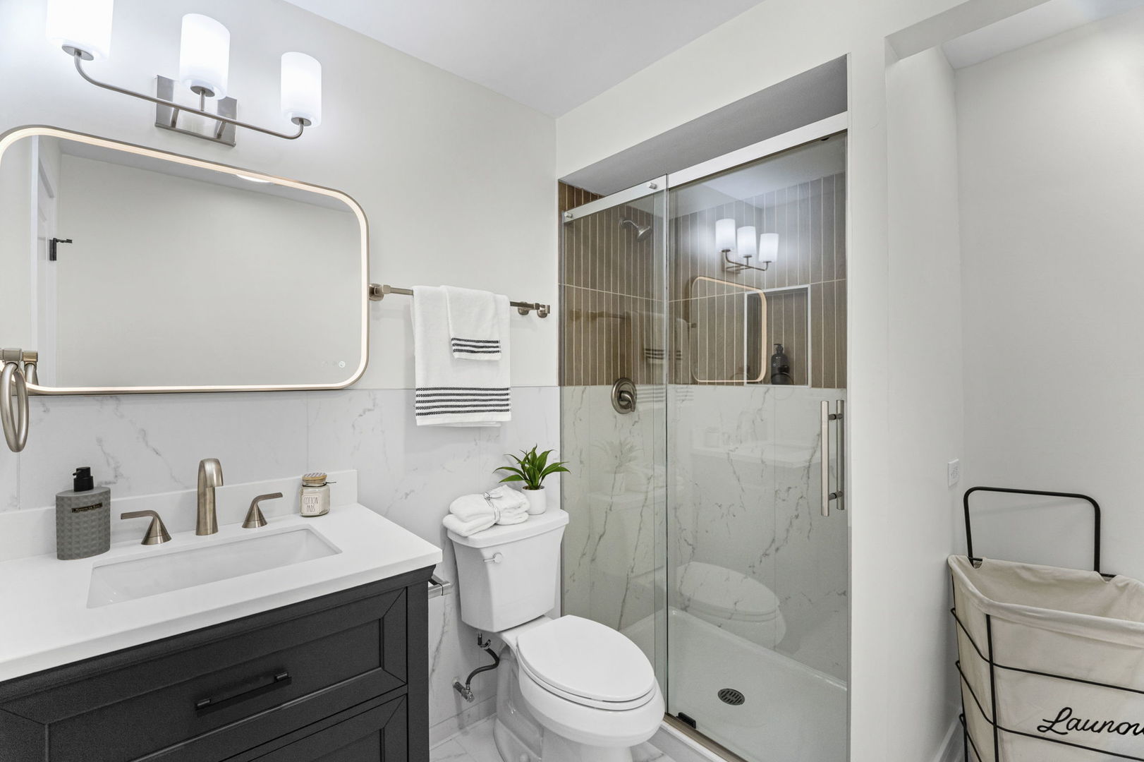 2400 Archbury Lane, Unit 2E Park Ridge, IL 60068 - Photo 9 of 18