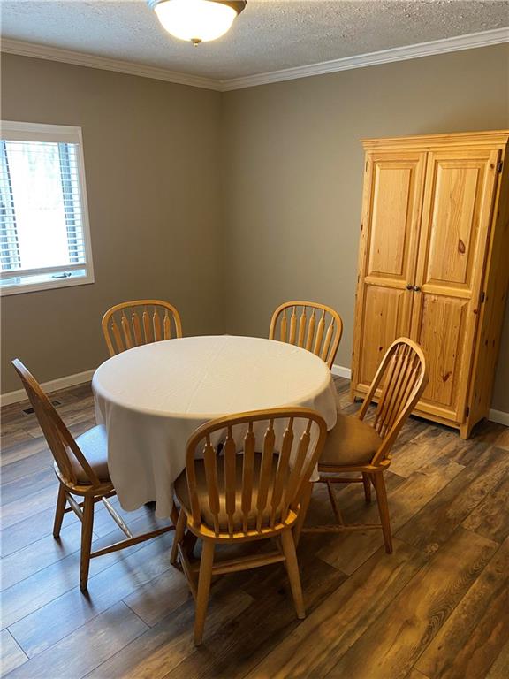 3535 Pinecrest Road Indianapolis, IN 46234 - Photo 3 of 27 Gallery Image 3