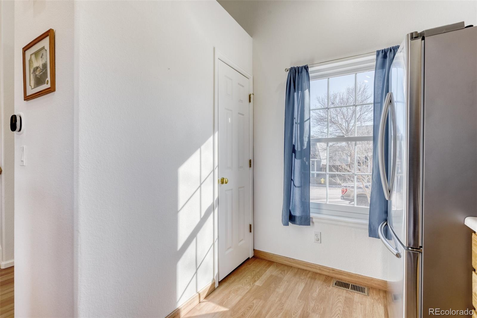 9913 Saybrook Street Highlands Ranch, CO 80126 - Photo 11 of 21