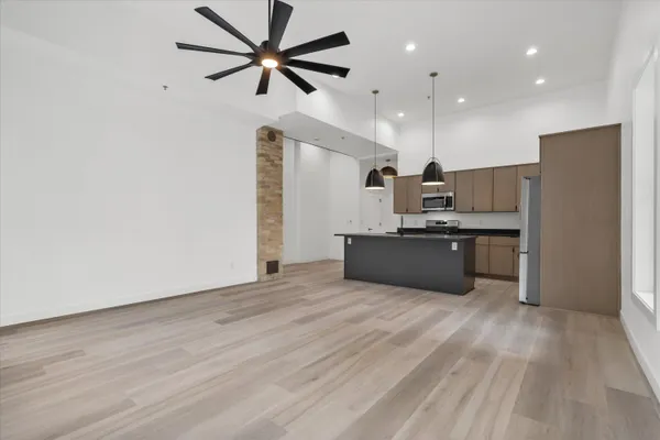 $489,900 | 308 Oak Street, Unit 102, Slinger, WI 53086