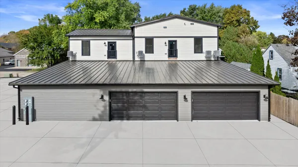 $489,900 | 308 Oak Street, Unit 102, Slinger, WI 53086