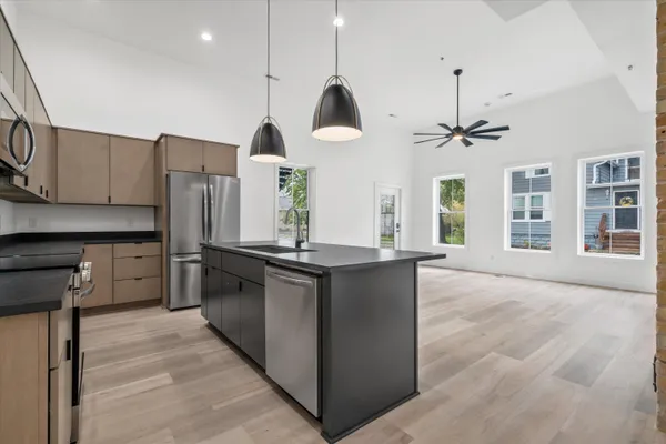 $489,900 | 308 Oak Street, Unit 102, Slinger, WI 53086