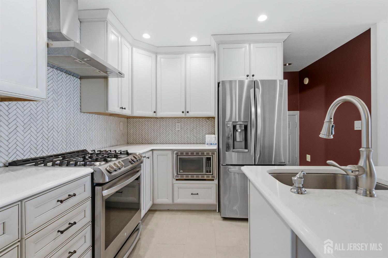 14 Andover Road Old Bridge, NJ 08857 - Photo 12 of 38