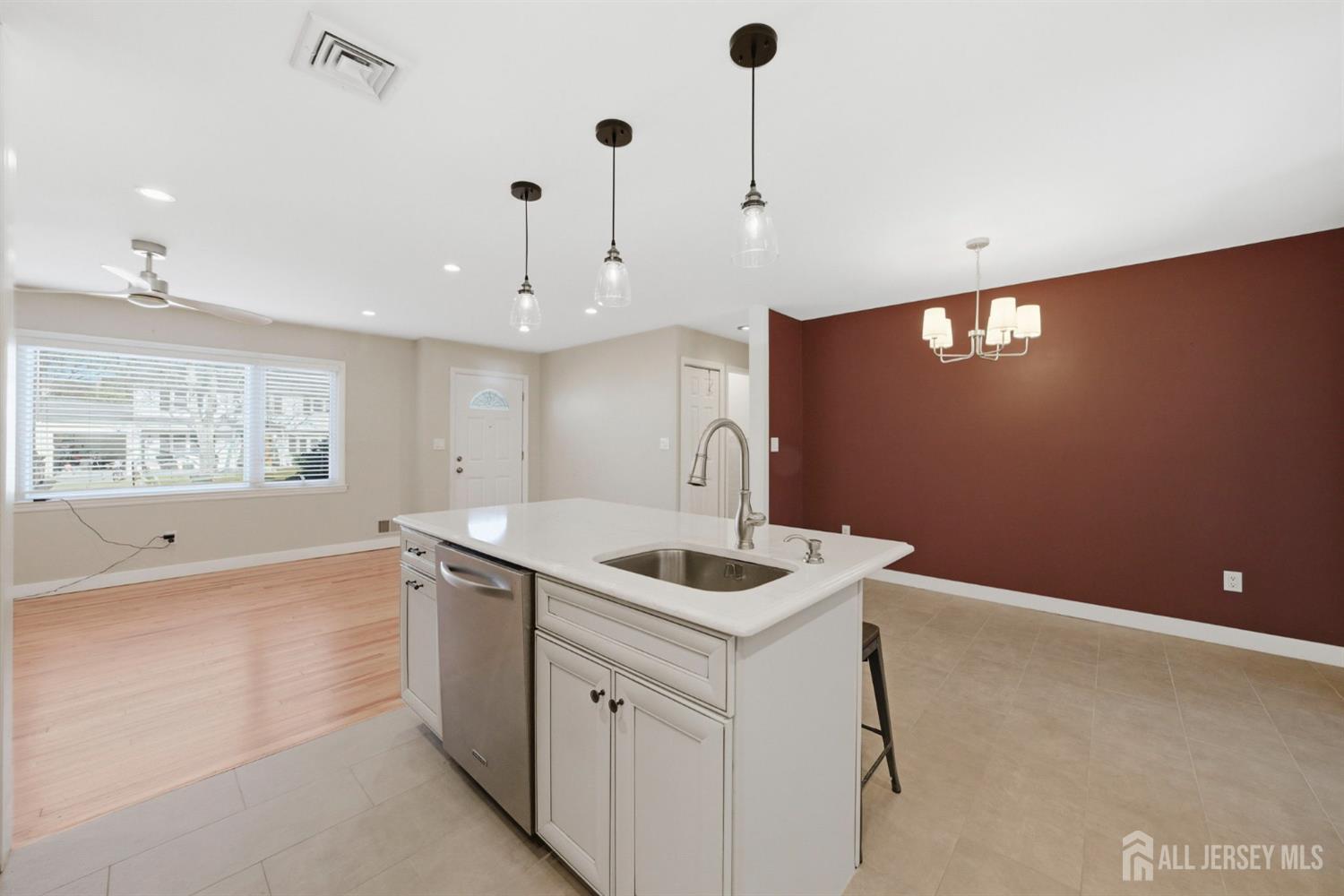 14 Andover Road Old Bridge, NJ 08857 - Photo 13 of 38