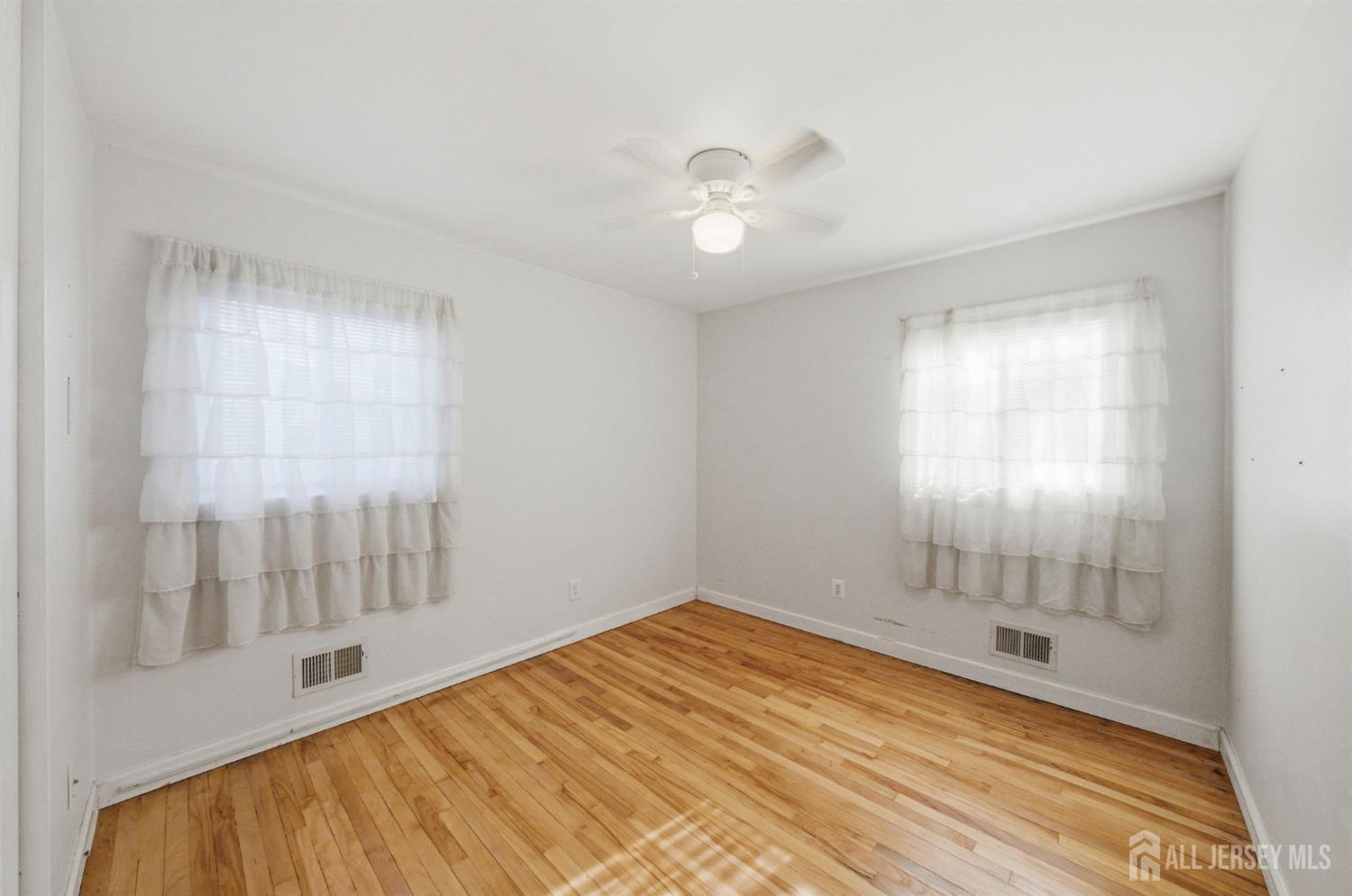 14 Andover Road Old Bridge, NJ 08857 - Photo 34 of 38