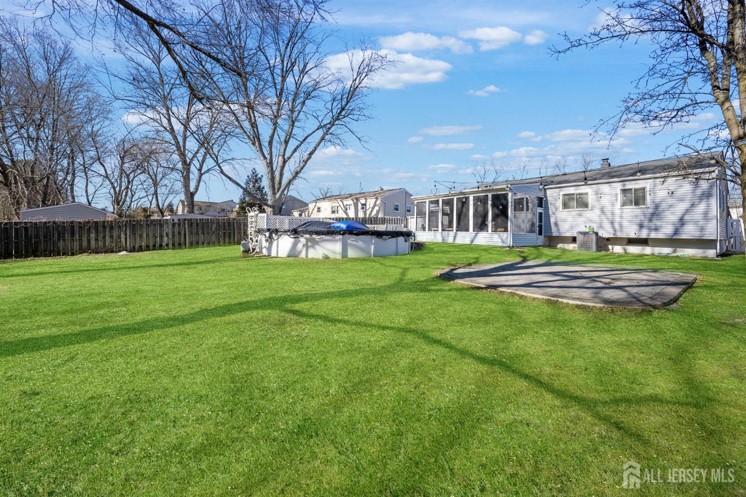 14 Andover Road Old Bridge, NJ 08857 - Photo 5 of 38