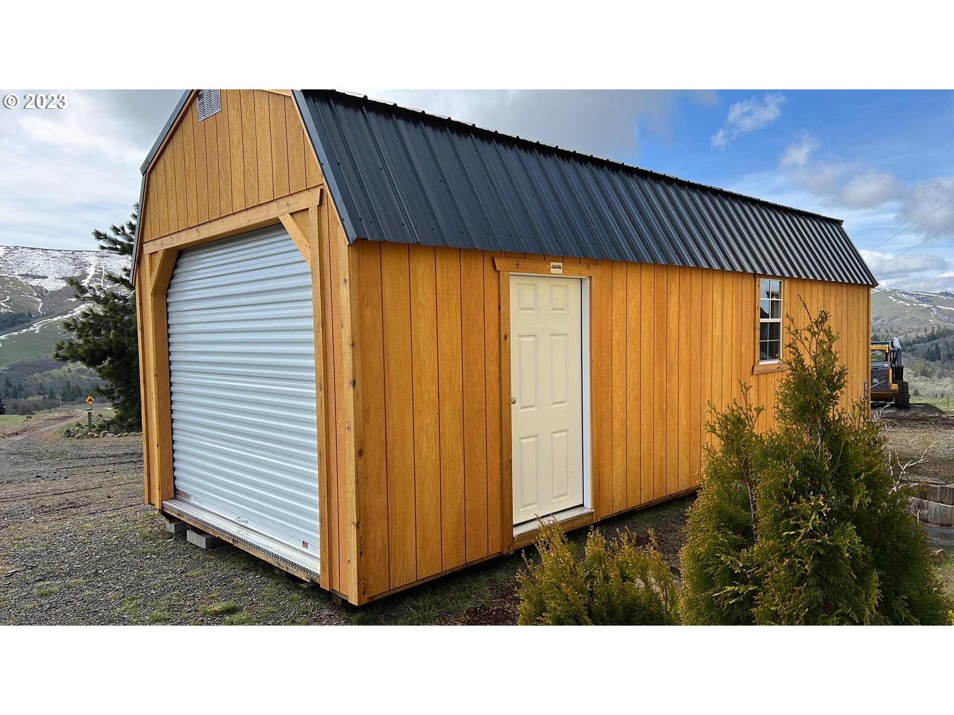 31 Schilling Road Lyle, WA 98635 - Photo 20 of 27 Garage