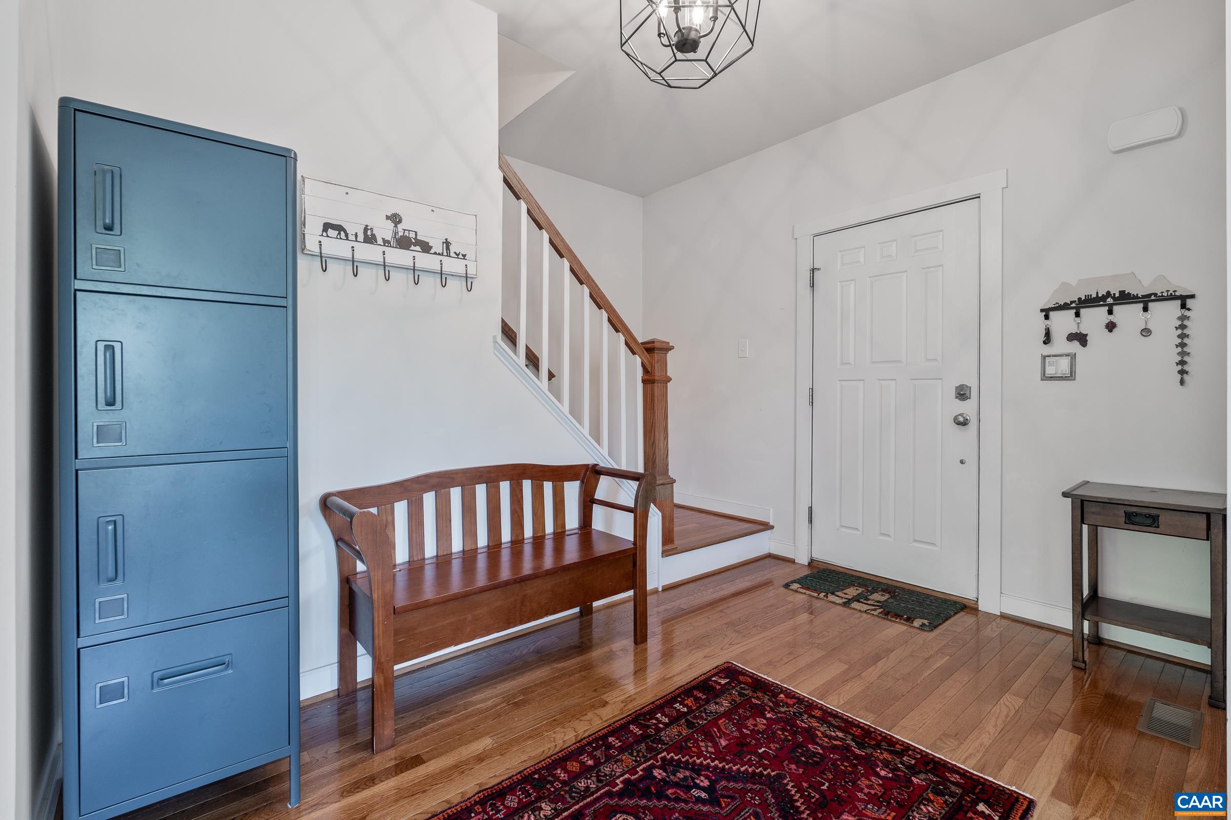 1021 Ridge Street Charlottesville, VA 22902 - Photo 6 of 46 Gallery Image 6