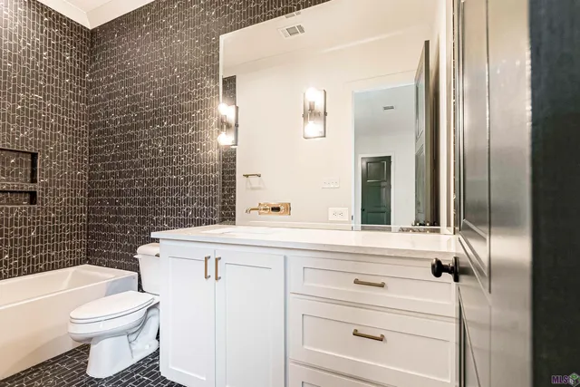 $5,000 | 2860 Pointe-Marie Drive, Baton Rouge, LA 70820