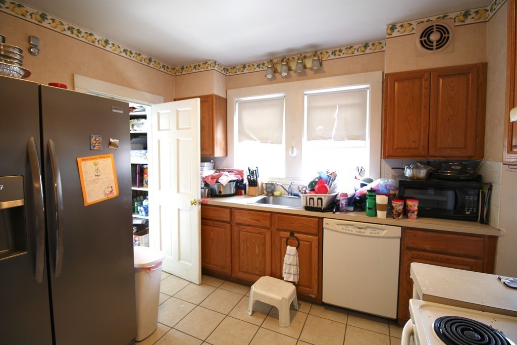 29 Priscilla Road, Unit 2 Boston, MA 02135 - Photo 8 of 25 Gallery Image 8