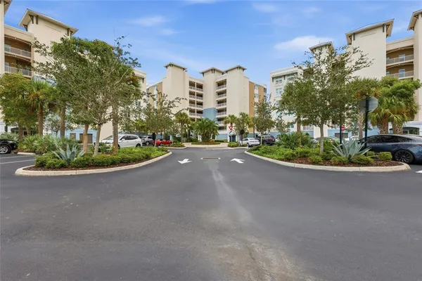 $555,000 | 10520 Boardwalk Loop, Unit 301, Bradenton, FL 34202