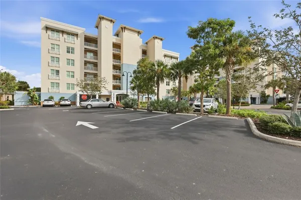 $555,000 | 10520 Boardwalk Loop, Unit 301, Bradenton, FL 34202