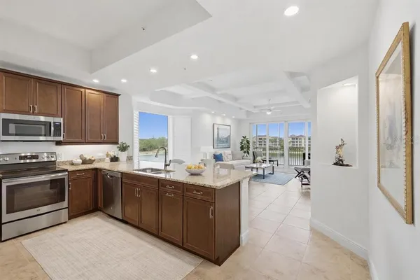 $555,000 | 10520 Boardwalk Loop, Unit 301, Bradenton, FL 34202
