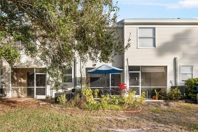 $2,200 | 12466 Country White Circle, Tampa, FL 33635