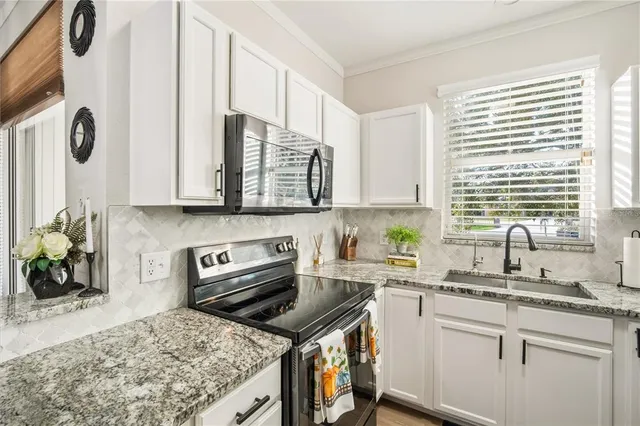 $2,200 | 12466 Country White Circle, Tampa, FL 33635