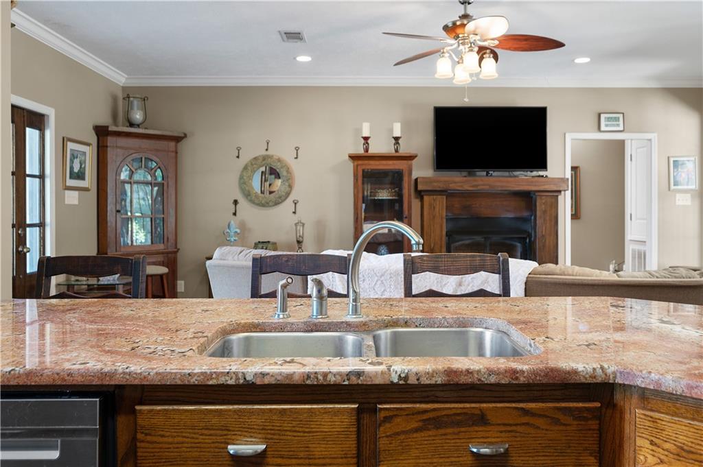 3733 Highway 8 Pollock, LA 71467 - Photo 13 of 32 Gallery Image 13