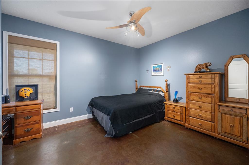 3733 Highway 8 Pollock, LA 71467 - Photo 19 of 32 Gallery Image 19
