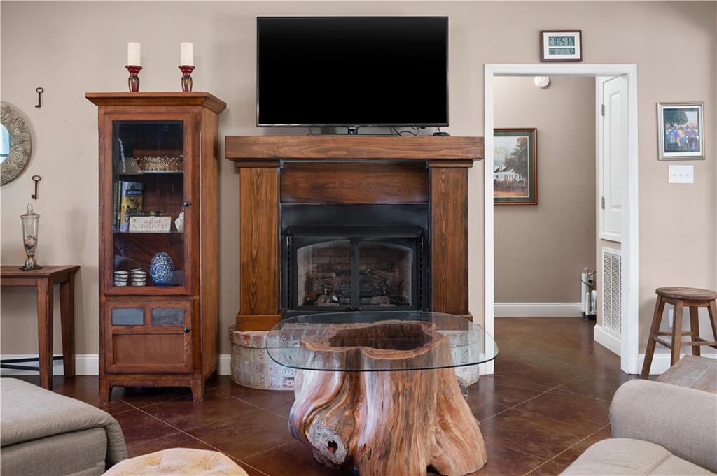 3733 Highway 8 Pollock, LA 71467 - Photo 8 of 32 Gallery Image 8