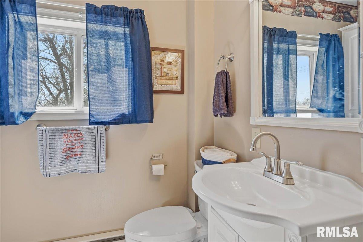 402 West Washington Street Pittsfield, IL 62363 - Photo 39 of 56