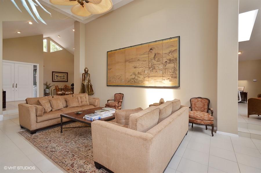 7495 Rexford Road Boca Raton, FL 33434 - Photo 3 of 27 Formal Living